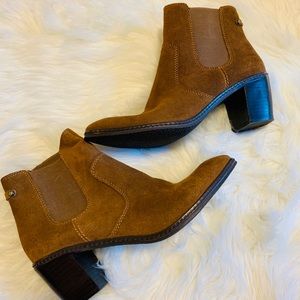 Ann Klein Suede Leather Brown Ankle Booties - 9M